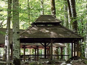 Gazebo in riva al lago