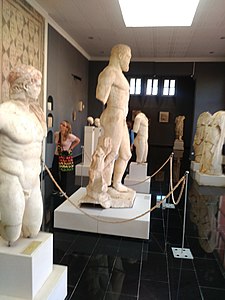 Quelques sculptures exposées au musée.
