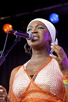 Description de l'image India Arie Mile High Music Festival 2009.jpg.