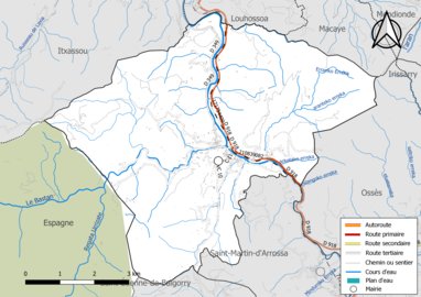 Carte en couleur présentant le réseau hydrographique de la commune