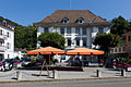 Marktplatz mit Postgebäude