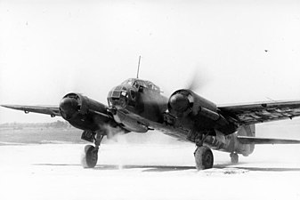 Snabbflygande bombplan typ Junkers Ju 88.