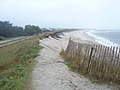 Le recul de la dune de Lehan après la tempête du 1er janvier 2014 combattu par des apports de sable.