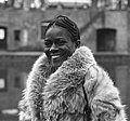 Cicely Tyson, première personne noire à occuper un rôle principal dans une série télévisée, East Side/West Side (1963-1964)[93].