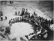 霍皮族妇女舞蹈, 1879, 奥赖比村,亚利桑那洲, 约翰 K.希勒斯拍摄