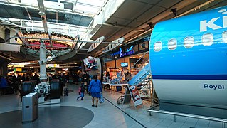 Pameran pesawat di Schiphol Plaza