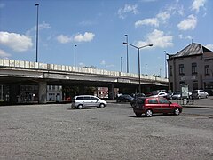 Viaduc au-dessus de la place de la Broucheterre.