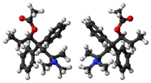 阿片类止痛药Alphaacetylmethadol分子的球棒模型。此图显示了R，R /右旋异构体（左）和S，S /左旋异构体（右）