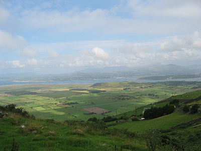 Vista da baía de Tremadog, em Gwynedd
