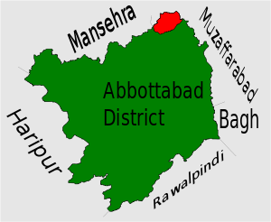 Location of Dalola Union Council (highlighted in red) within Abbottabad district, the names of the neighbouring districts to Abbottabad are also shown.