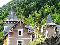 Les toits du château Rolland.