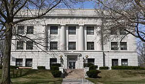 Saline County Courthouse, gelistet im NRHP Nr. 90000967[1]