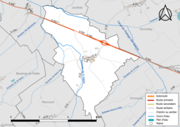 Carte en couleur présentant le réseau hydrographique de la commune