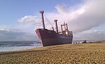 Le TK Bremen échoué sur le plage de Kerminihy.