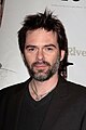 Billy Burke interpreta Phillip Stroh