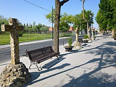 Vía Crucis forma un camino desde el monumento del Calvario hasta la ermita