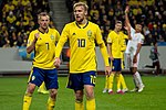 Larsson och Emil Forsberg under en landskamp