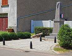 Monument aux morts.