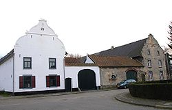 Old farmhouse in Arensgenhout