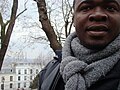 Der ghanaische Sargkünstler Eric Adjetey Anang in Paris, Ferbruar 2012