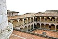Assisi, Sacro Convento, chiostro di Sisto IV (lati sud e ovest).