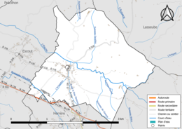 Carte en couleur présentant le réseau hydrographique de la commune