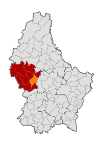 Map of Luxembourg with Useldange highlighted in orange, and the canton in dark red