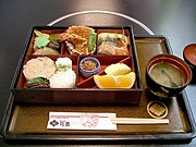 高野山の某日本料理店の弁当