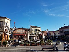 Centro storico - Largo Francesconi