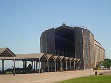 Hangar de Zeppelins.jpg