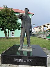 クロアチアのMursko Središćeの石炭鉱山労働者の記念碑