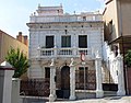 Casa al carrer Figuerola, 17-19 (Montgat)