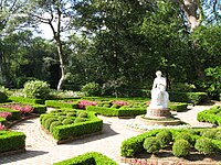 Gardens at Bayou Bend, dar Imy Hogg