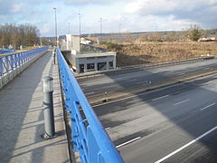 Accès A10 pour les usagers (direction Province).