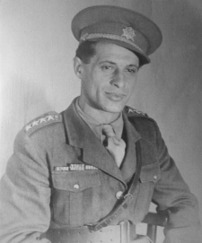 Arnošt Steiner v roce 1946 v hodnosti kapitána