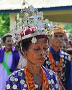 Frau mit Kaibauk in Banafi