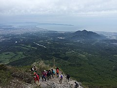 登山道より北西の眺望 右に孝霊山溶岩ド－ム