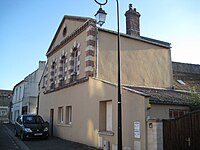 Ancienne mairie de la rue de la République.