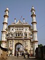 Entrada del temple Sri Gauri Shankar a Pilibhit