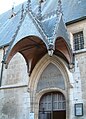 Auvent attenant à la porte principale, Hospices de Beaune