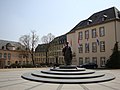 Statu vun der Groussherzogin op der Clairefontaine-Plaz