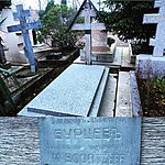 кладбище Сент-Женевьев-де-Буа