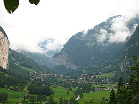 Lauterbrunnen von den Trümmelbachfällen aus gesehen