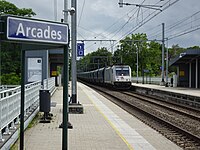 Een passerende goederentrein van de SNCF