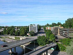 Një pamje nga stacioni hekurudhor në urën Heinola drejt qendrës së qytetit