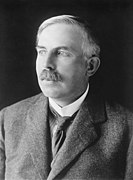 Sir Ernest Rutherford LCCN2014716719 - restoration1