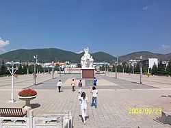 鲁甸县城广场