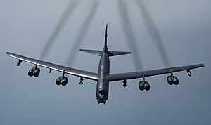 A_Boeing_B-52H_Stratofortress_in_flight_over_the_Persian_Gulf_(190521-F-XN348-9173)