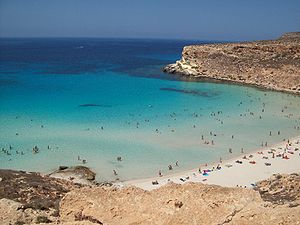 Plaža na otočiću Coniglio kod Lampeduse