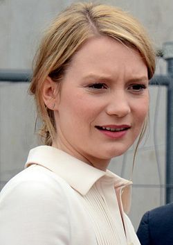 Mia Wasikowska